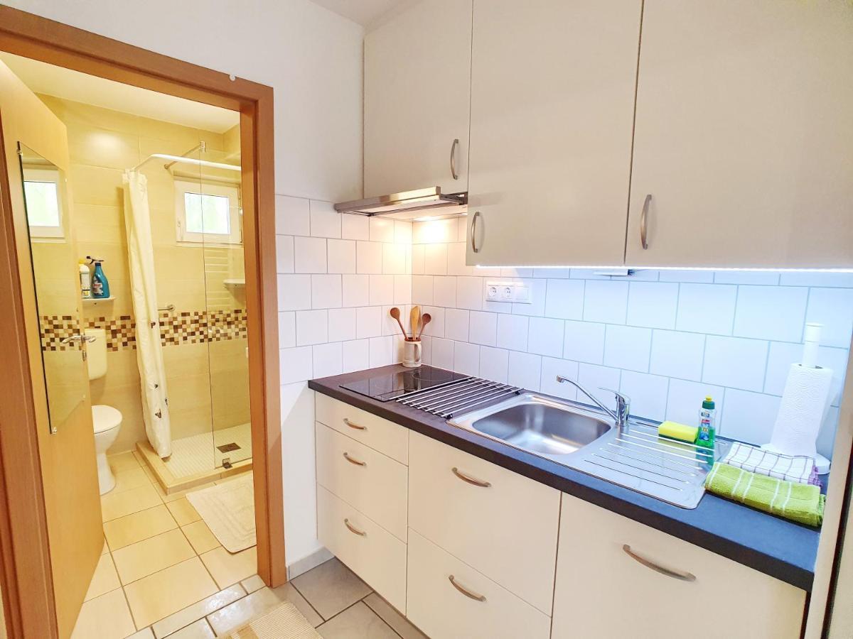 Krisztian Apartmanhaz Vonyarcvashegy Luaran gambar