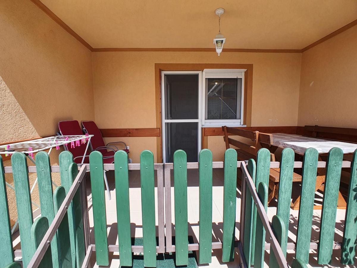 Krisztian Apartmanhaz Vonyarcvashegy Luaran gambar